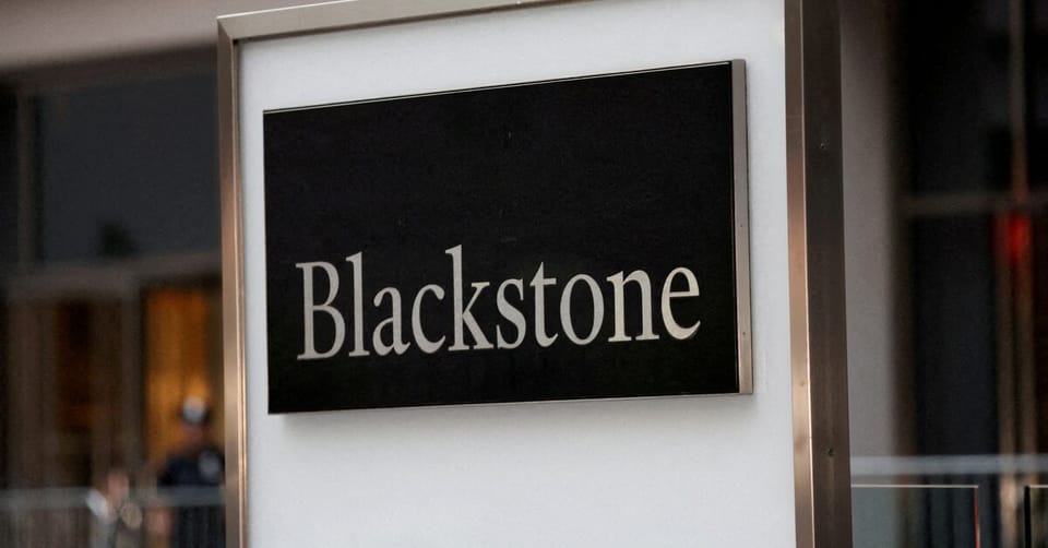 Blackstone BCRED Logs First Monthly Loss Since 2022: Credit Risk Is Back in Focus